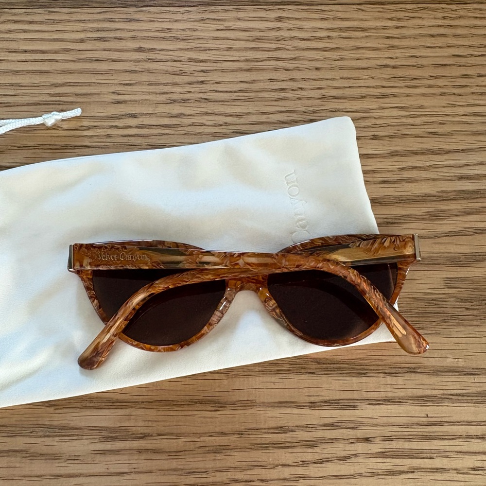 Velvet canyon sunglasses - Picture 3 of 6